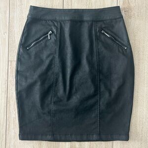 Black Zippered Women's Skirt